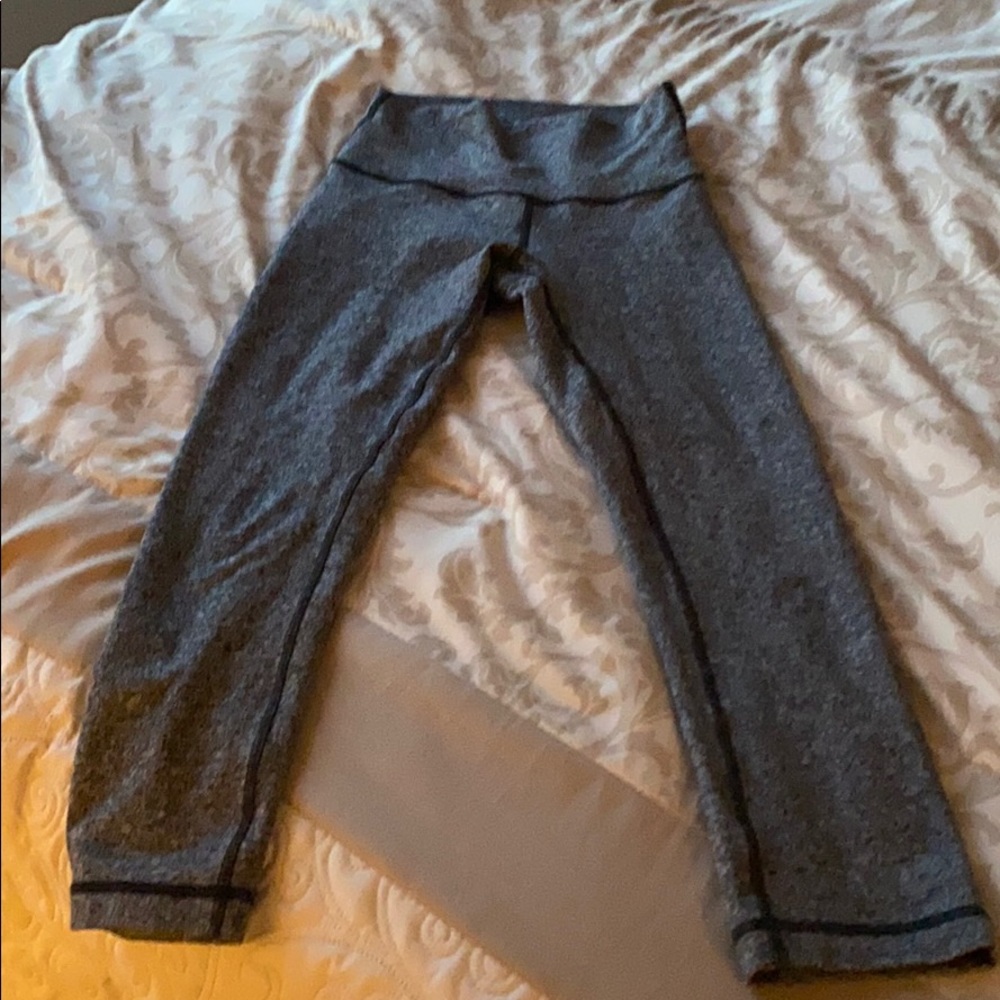 Lululemon Gray Crops